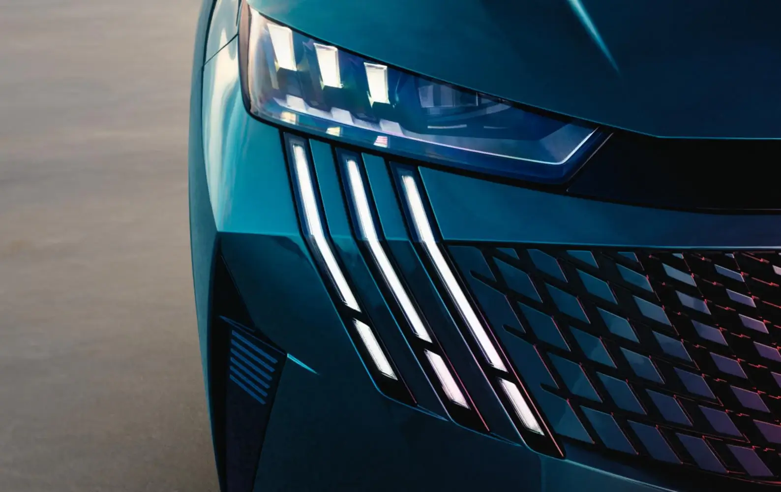 Peugeot_3008_2.webp