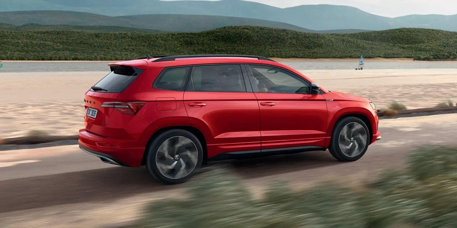 skoda-karoq-exterier-avis-maxirent (1).jpg